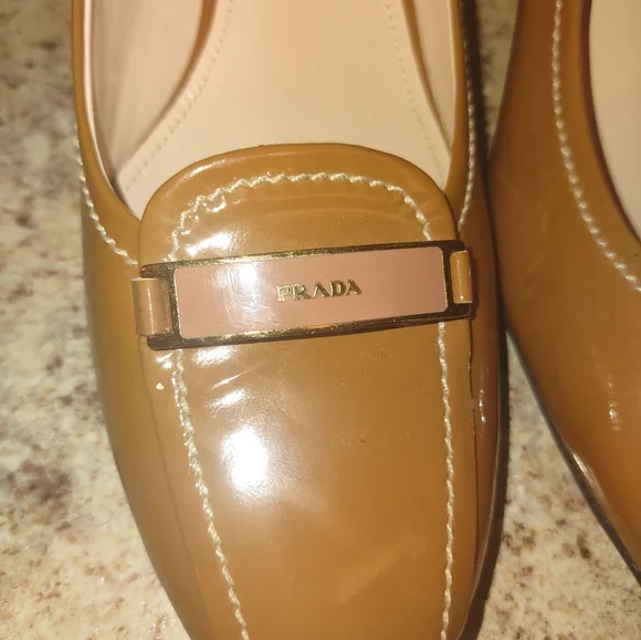Prada women's shoes sz 37.5 - Picture 5 of 5